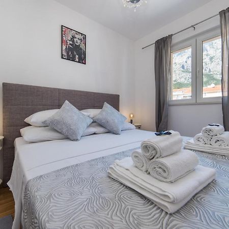 Libertas Apartment Makarska Exterior photo