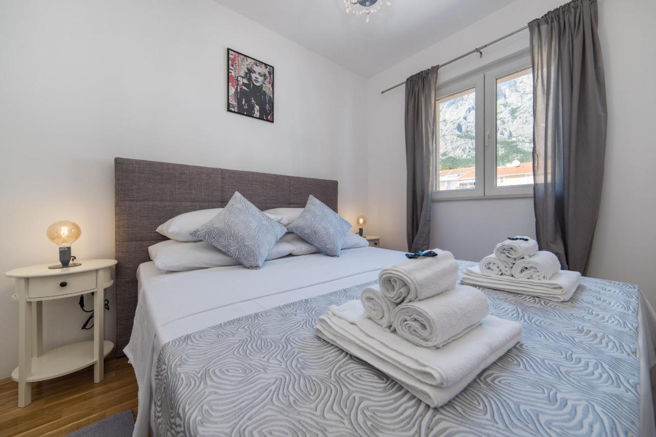 Libertas Apartment Makarska Exterior photo