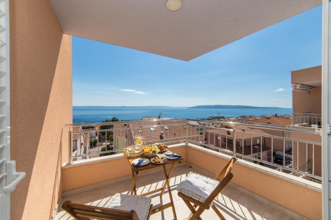 Libertas Apartment Makarska Exterior photo