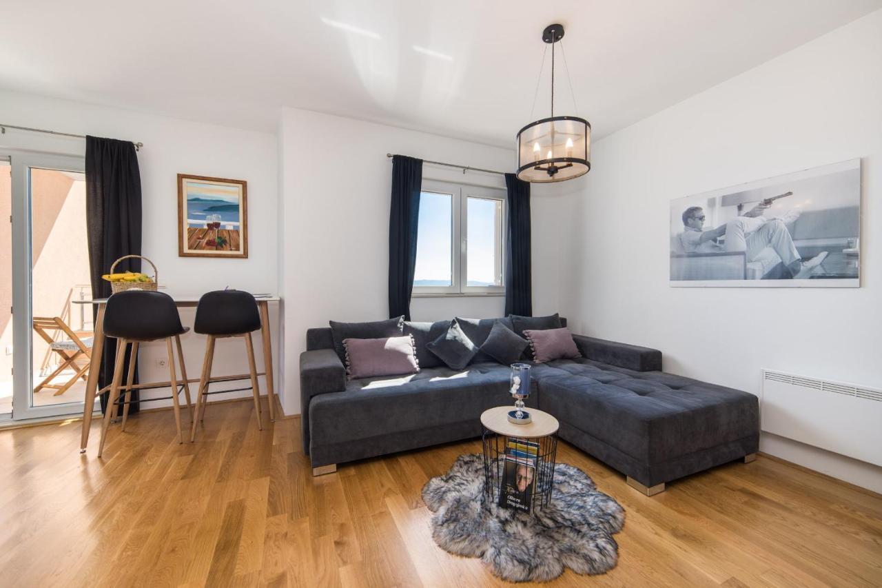 Libertas Apartment Makarska Exterior photo